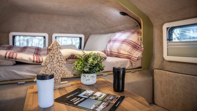 Karavan tercihinin en önemli sebeplerinden biri de kolay ve hızlı bir şekilde konaklama imkanı verebilmesi.